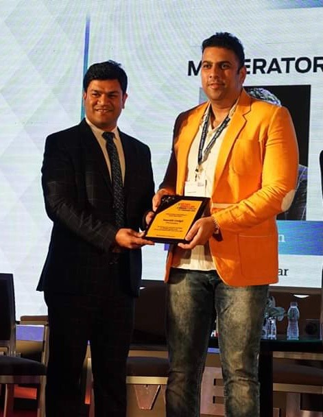 Award ceremony photo 1